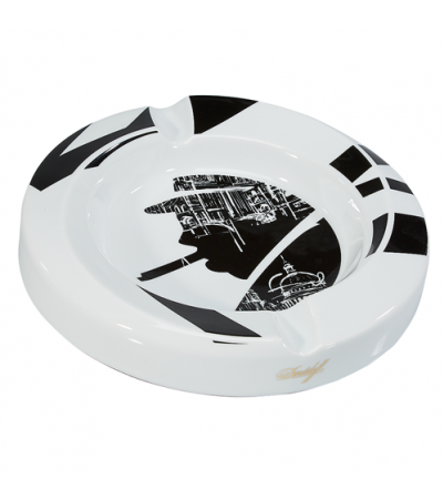Davidoff Winston Churchill L.E. Ashtrays Union Jack Ashtray